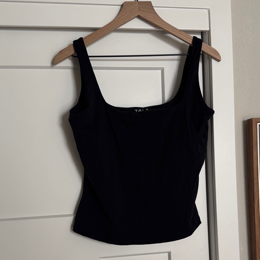 NWOT TA/LA Crop Tank